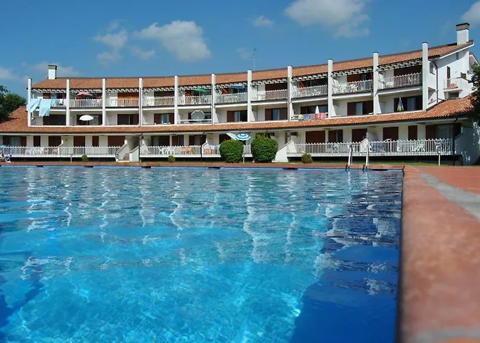 Residence Selenis bilocale vista piscina